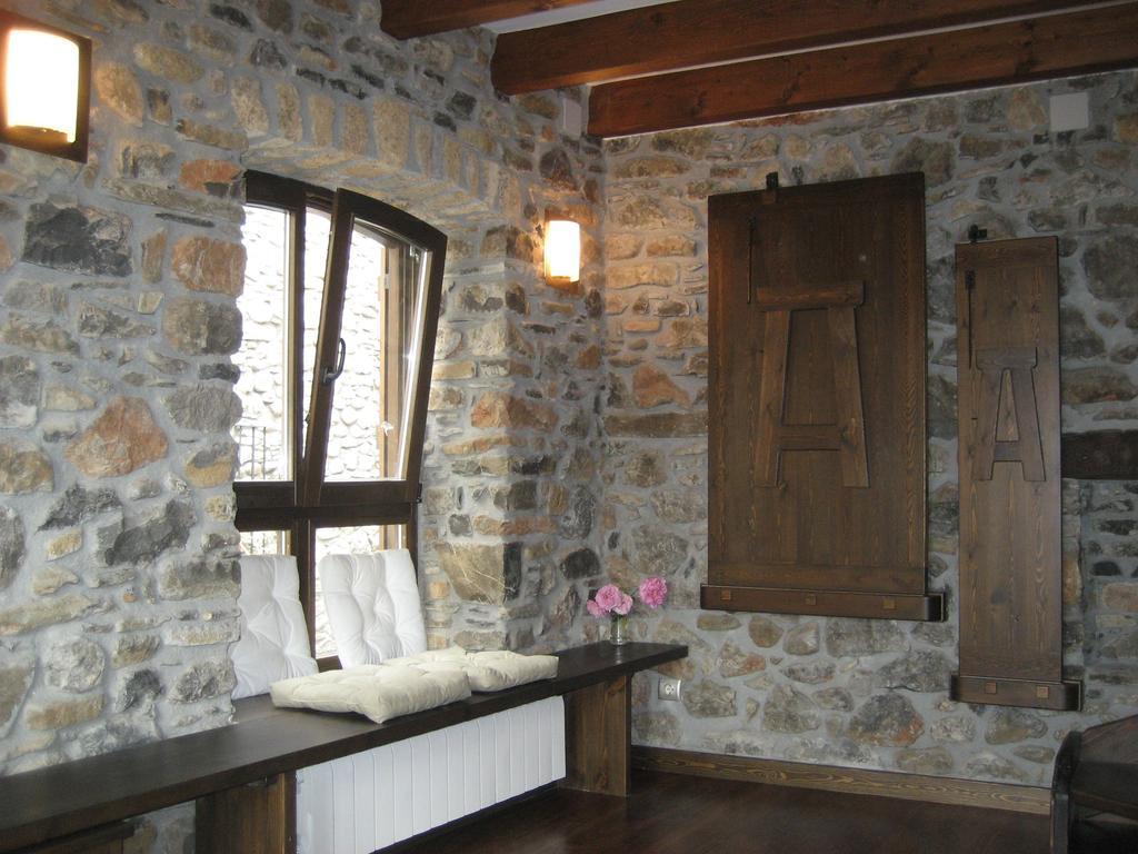 Casa Rural " El Retiro" Laspuna Номер фото